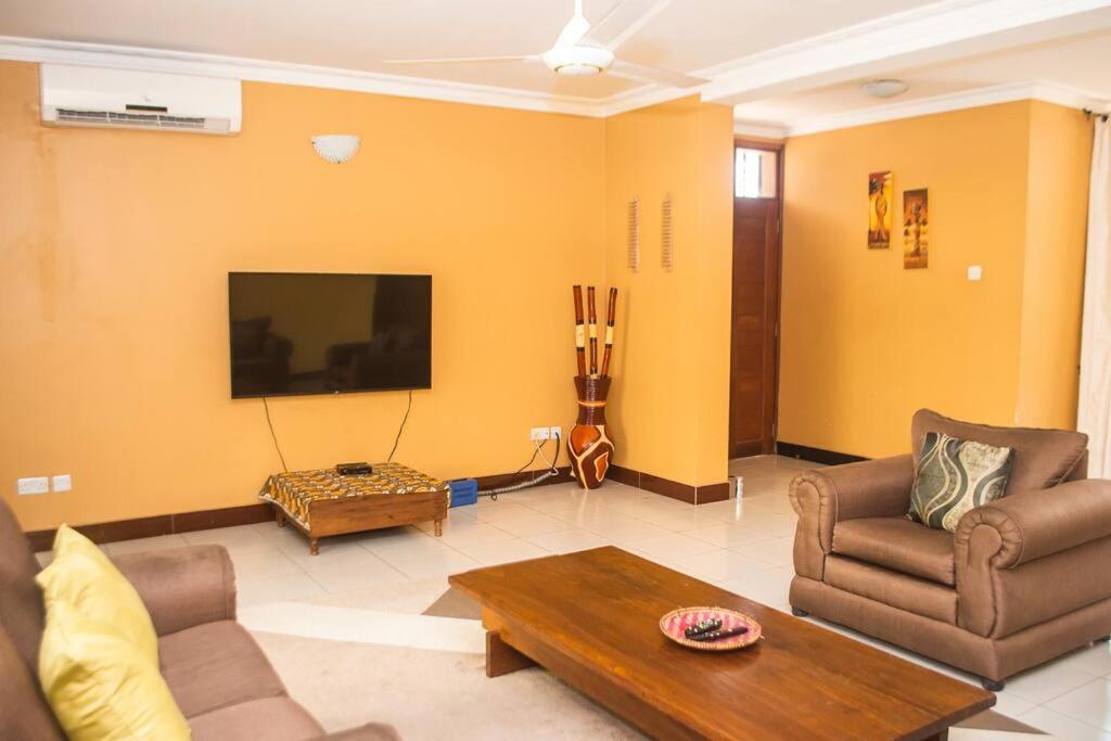 Len Apartments ดาร์เอสซาลาม ภายนอก รูปภาพ
