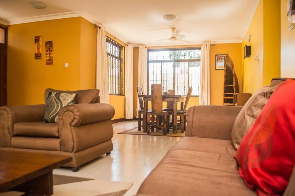 Len Apartments ดาร์เอสซาลาม ภายนอก รูปภาพ
